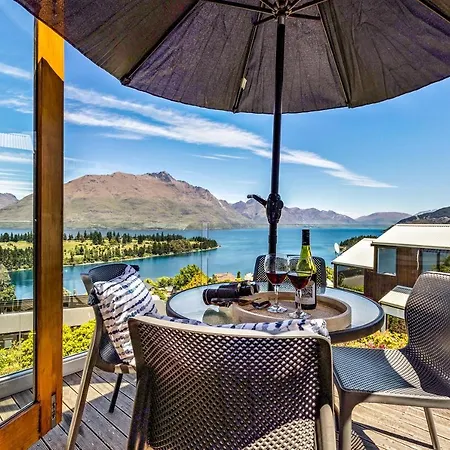 Sun-Filled On Wakatipu Villa Queenstown Exterior photo