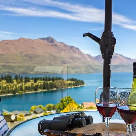 Sun-Filled On Wakatipu Villa Queenstown Exterior photo