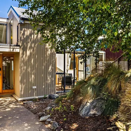 Sun-Filled On Wakatipu Villa Queenstown Exterior photo