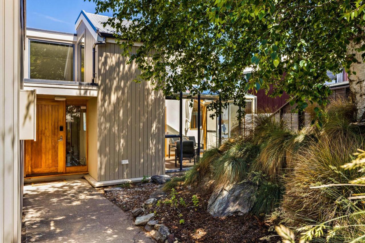 Sun-filled On Wakatipu Holiday home *